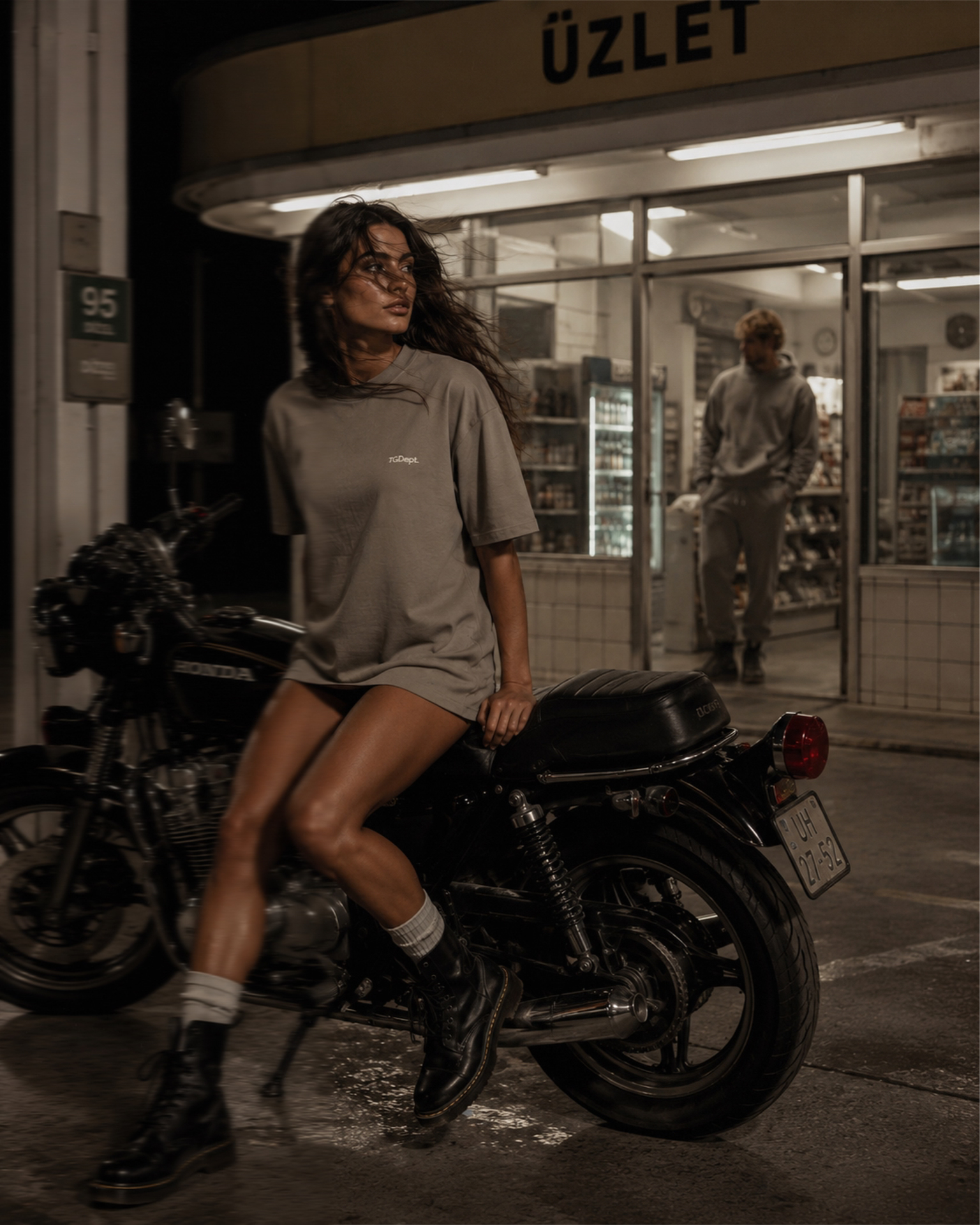 Taupe Mist - Oversized Tee