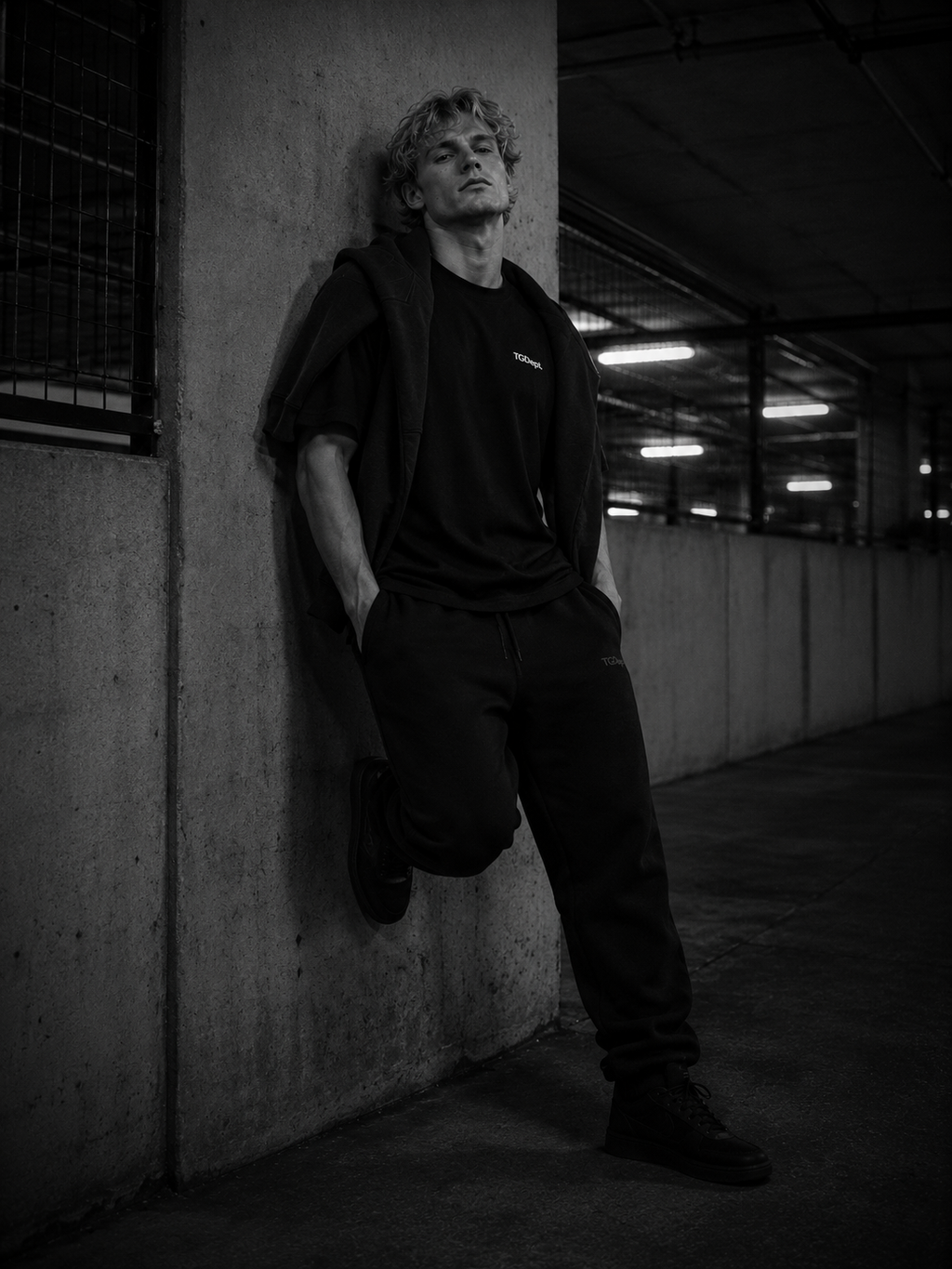 Eclipse Black - Oversized Tee