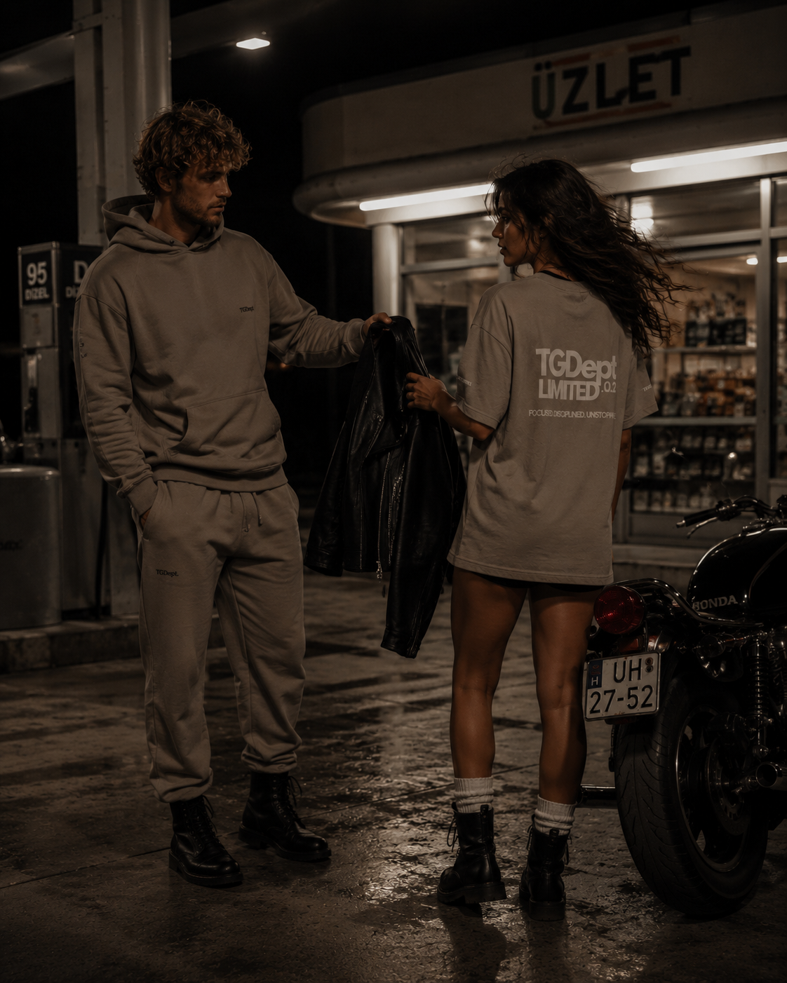 Taupe Mist - Oversized Tee