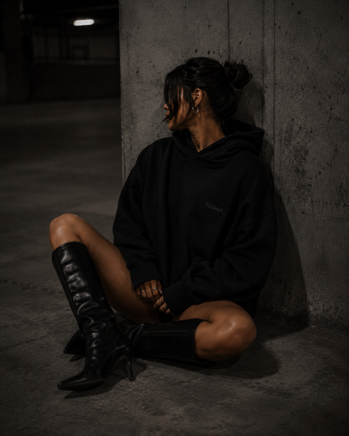 Eclipse Black - Hoodie - Focused.