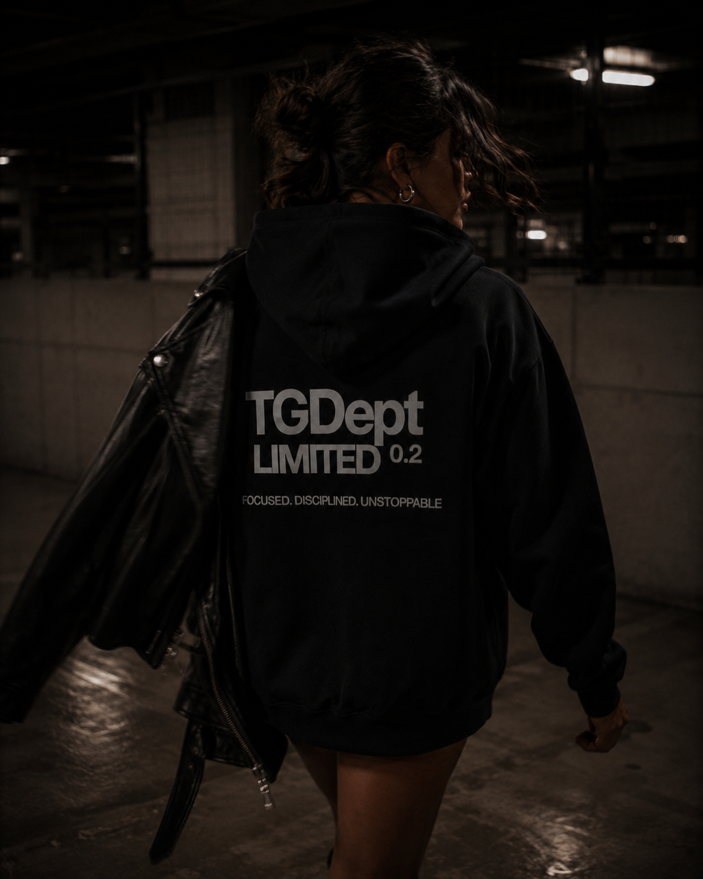 ECLIPSE BLACK - HOODIE SET - FOCUSED