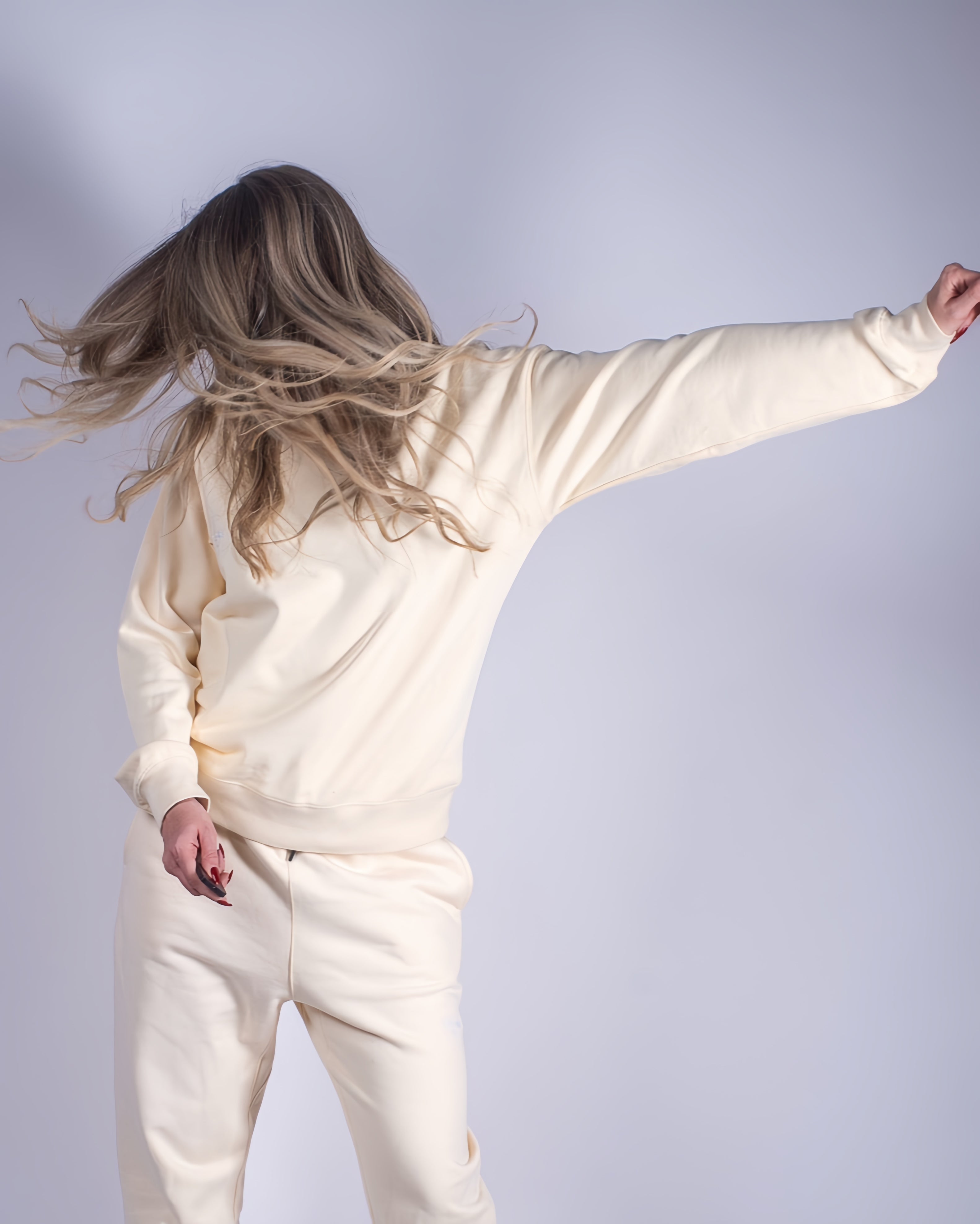 THAT GIRL DEPT. Romanticize Your Chaos  | Sweatshirt